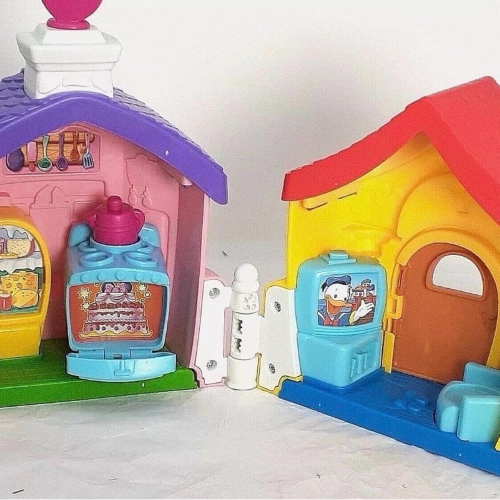 Fisher Price Little People Magic of Disney Mickey Mouse Minnie Fold Play House - Picture 7 of 9